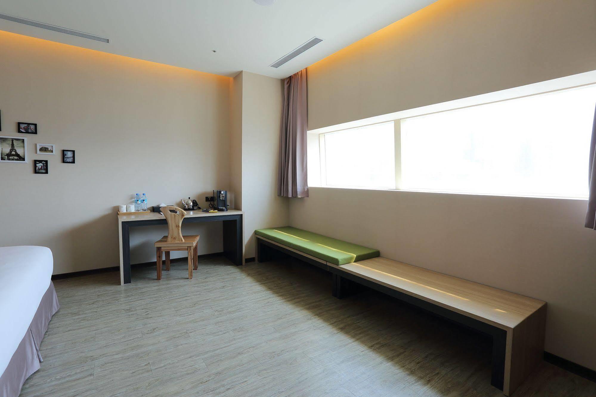 Mingli Hotel Kaohsiung Zewnętrze zdjęcie