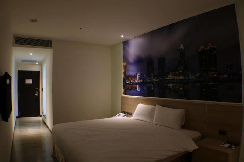 Mingli Hotel Kaohsiung Zewnętrze zdjęcie
